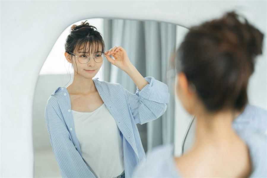 サロンでのヘアスタイリングの様子